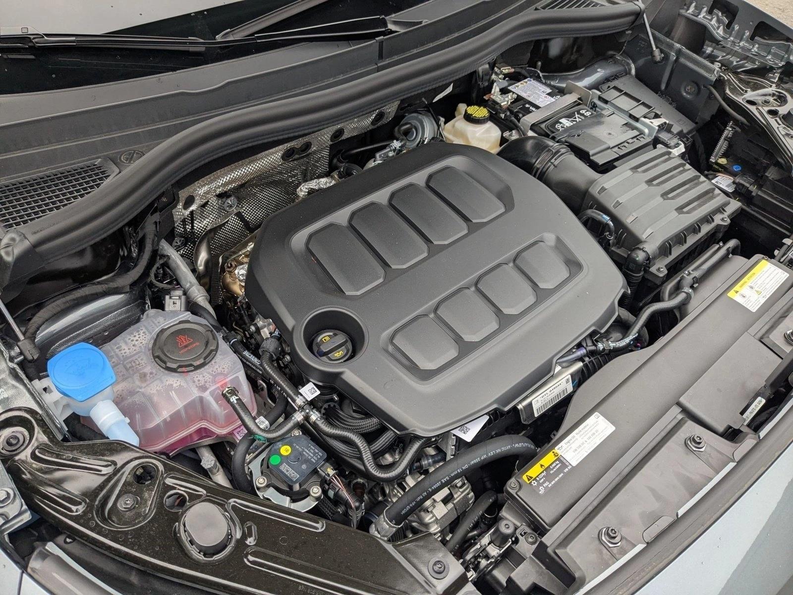 2025 Volkswagen Tiguan S - Photo 16