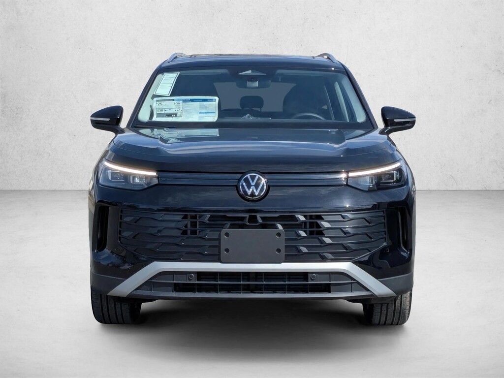 New 2026 Volkswagen Tiguan 2.0T SE SUV