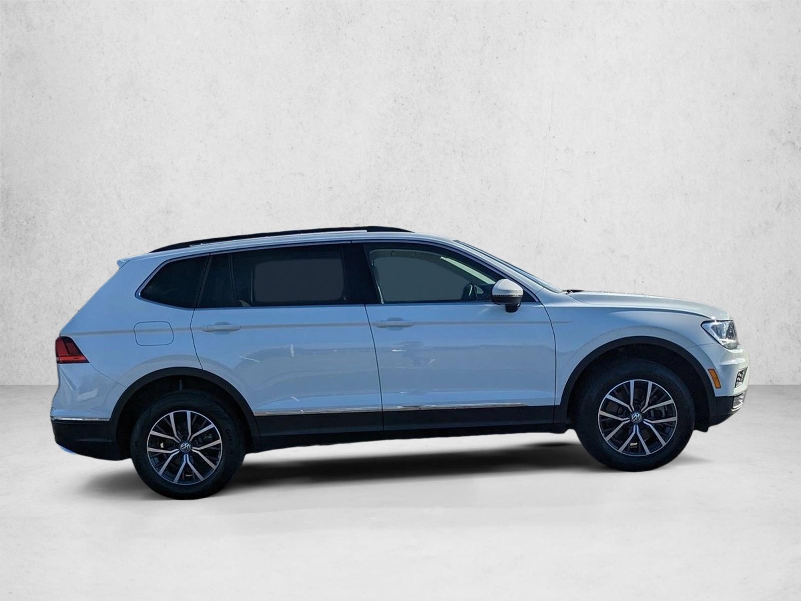 2020 Volkswagen Tiguan SE photo 4