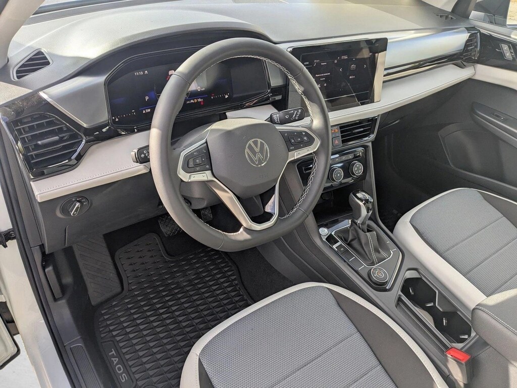 New 2025 Volkswagen Taos 1.5T S SUV