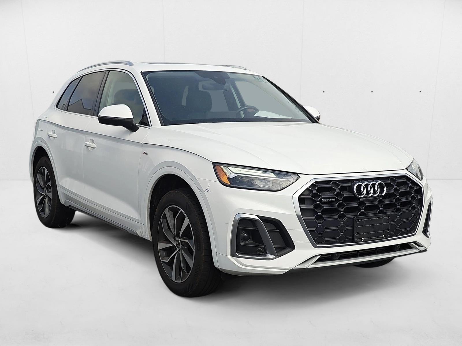 2022 Audi Q5 S line Premium Plus photo 3