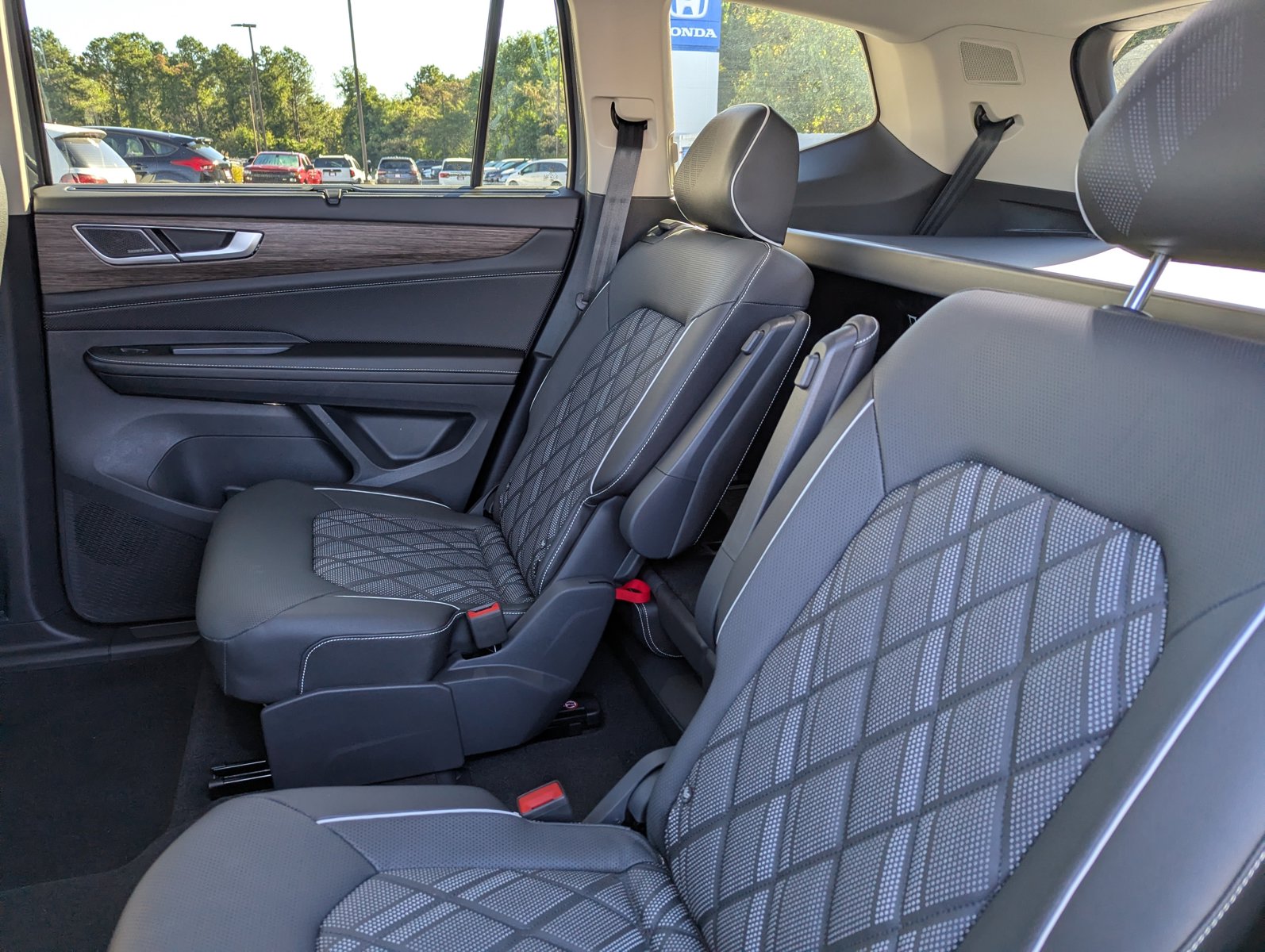 2026 Volkswagen Atlas SEL Premium R-Line - Photo 28