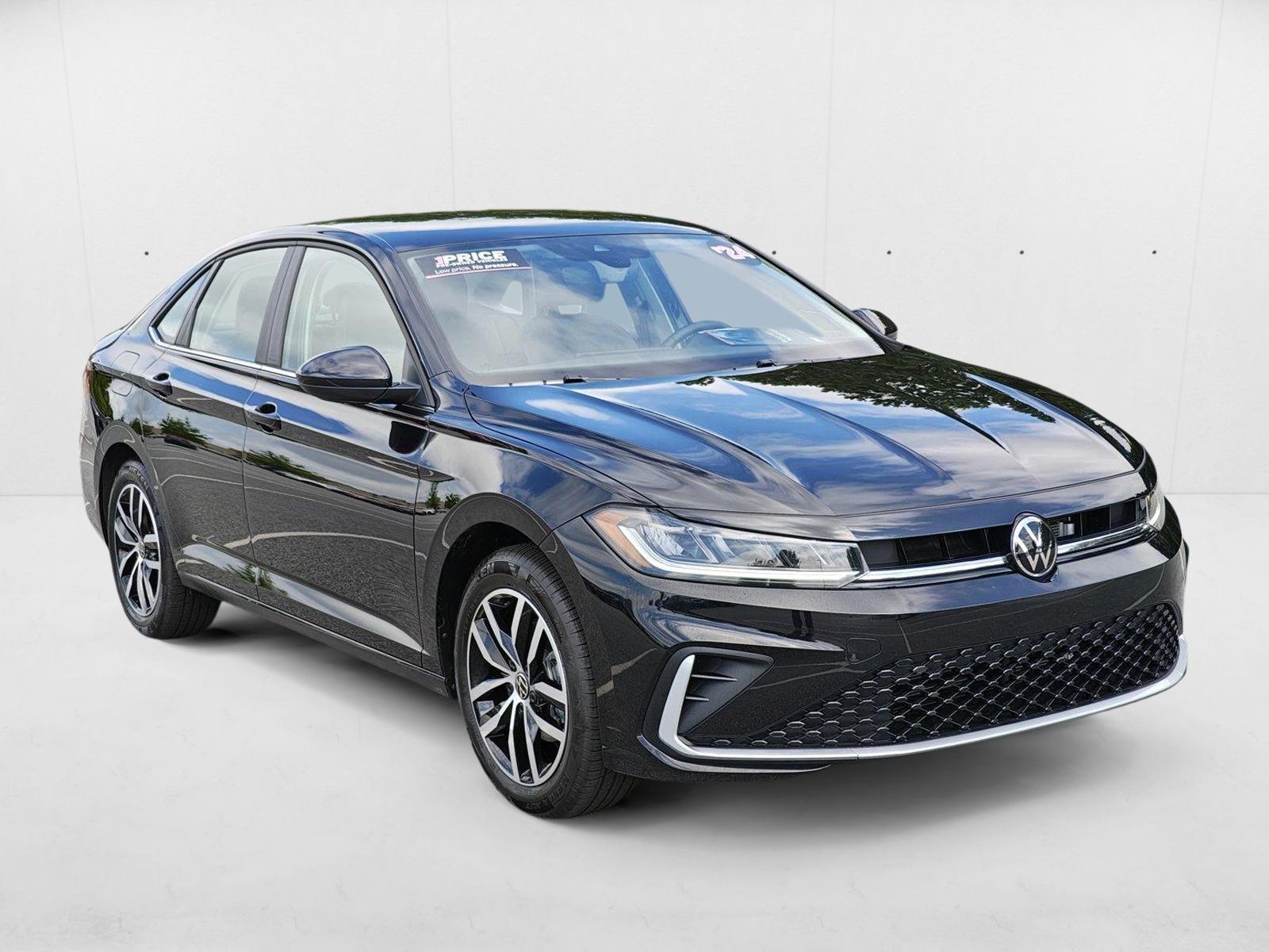 2025 Volkswagen Jetta 1.5T SE photo 3
