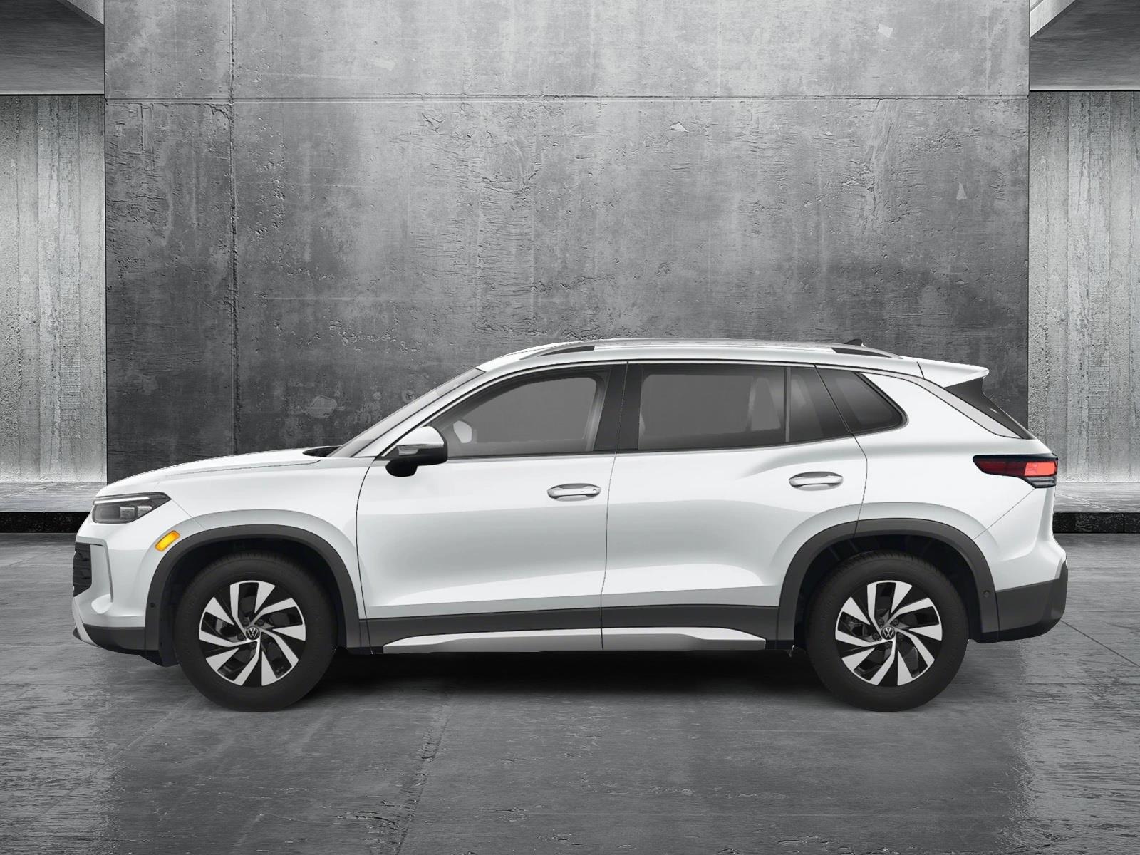 2025 Volkswagen Tiguan S photo 2
