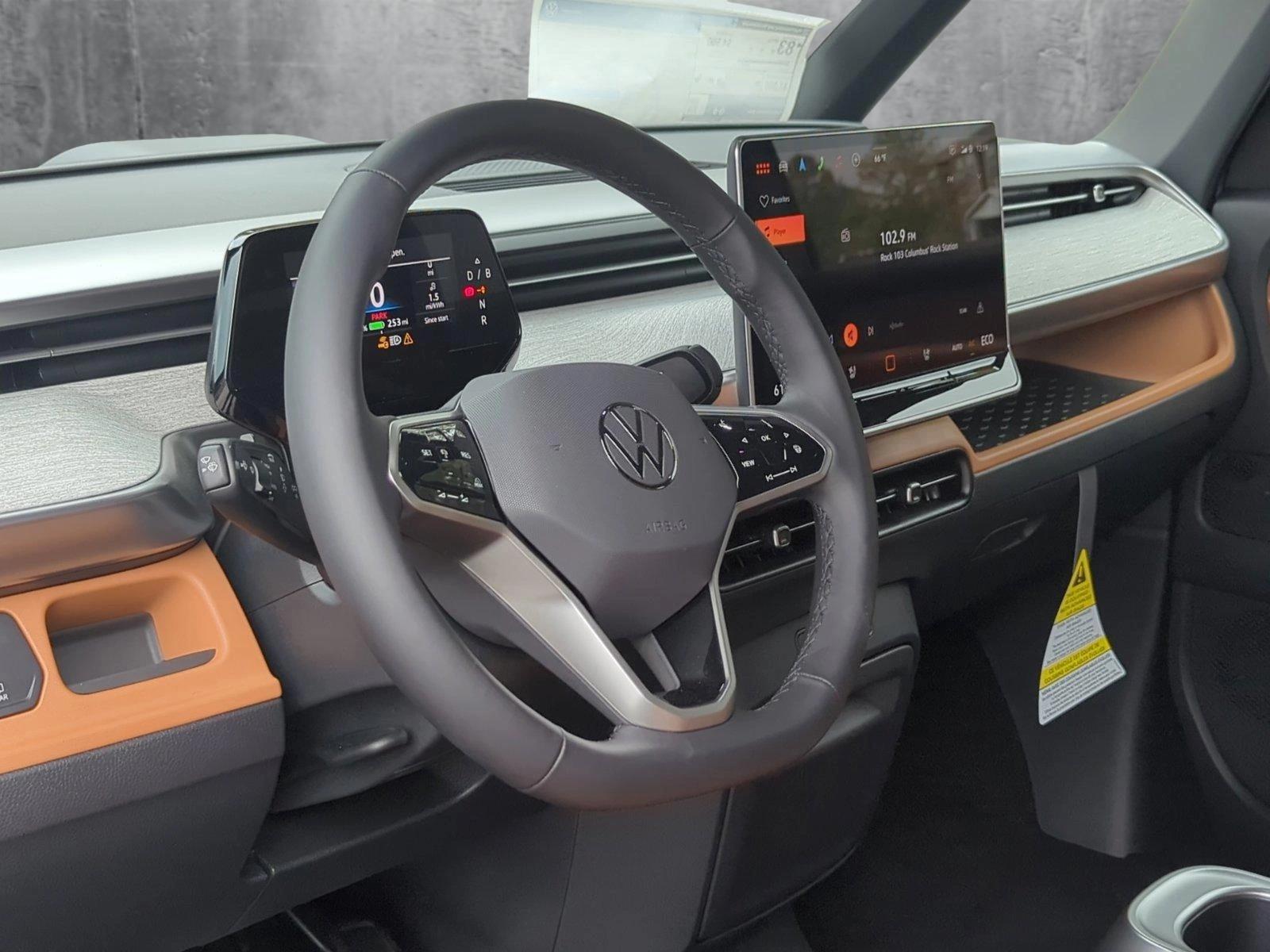 2025 Volkswagen ID. Buzz Pro S photo 3