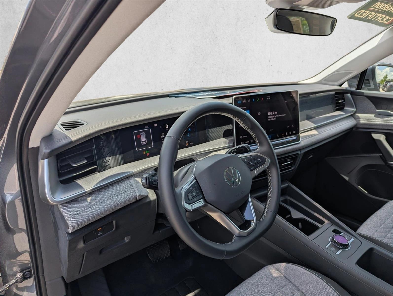 2025 Volkswagen Tiguan S - Photo 12