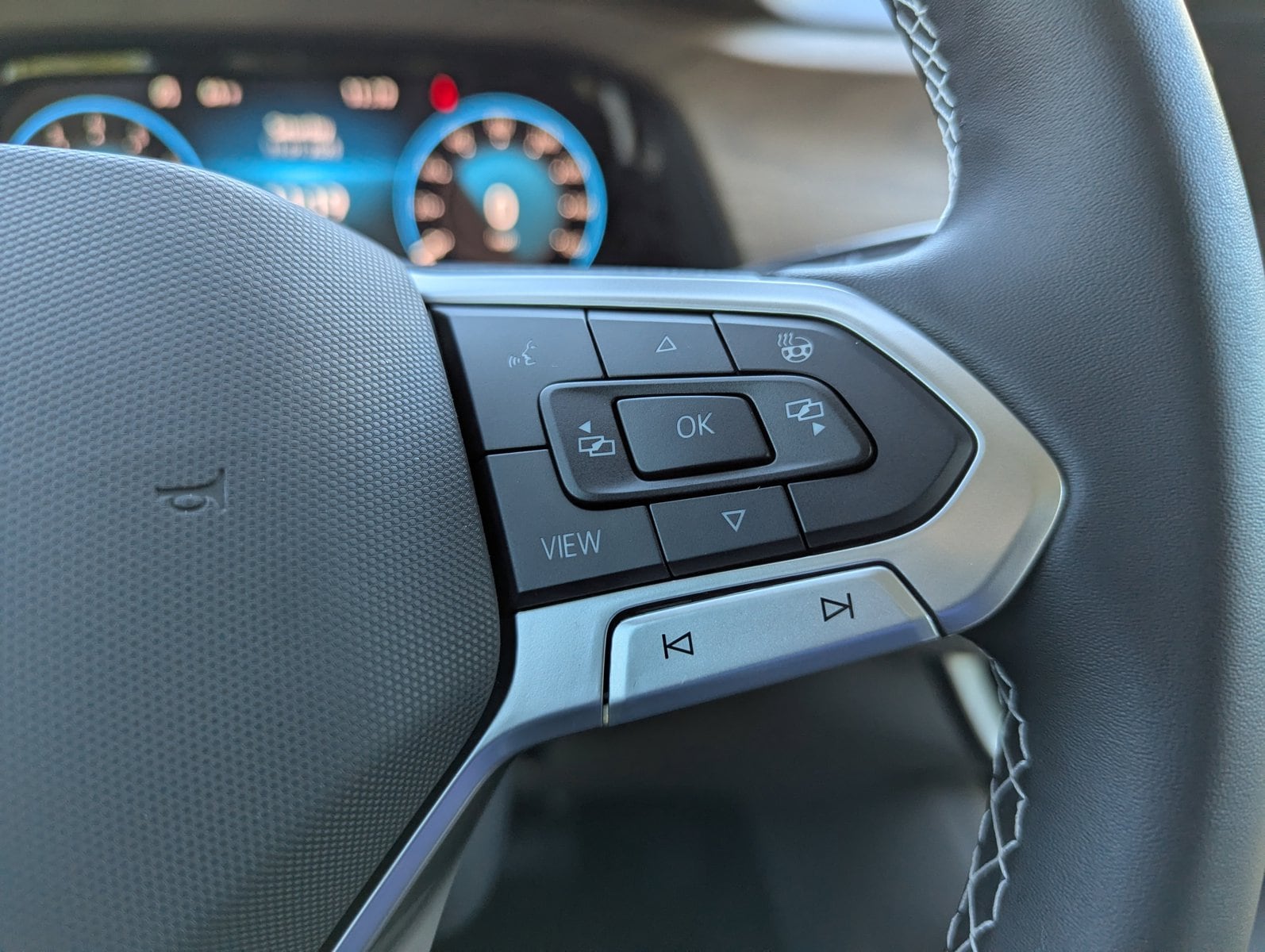 2026 Volkswagen Atlas SE - Photo 13