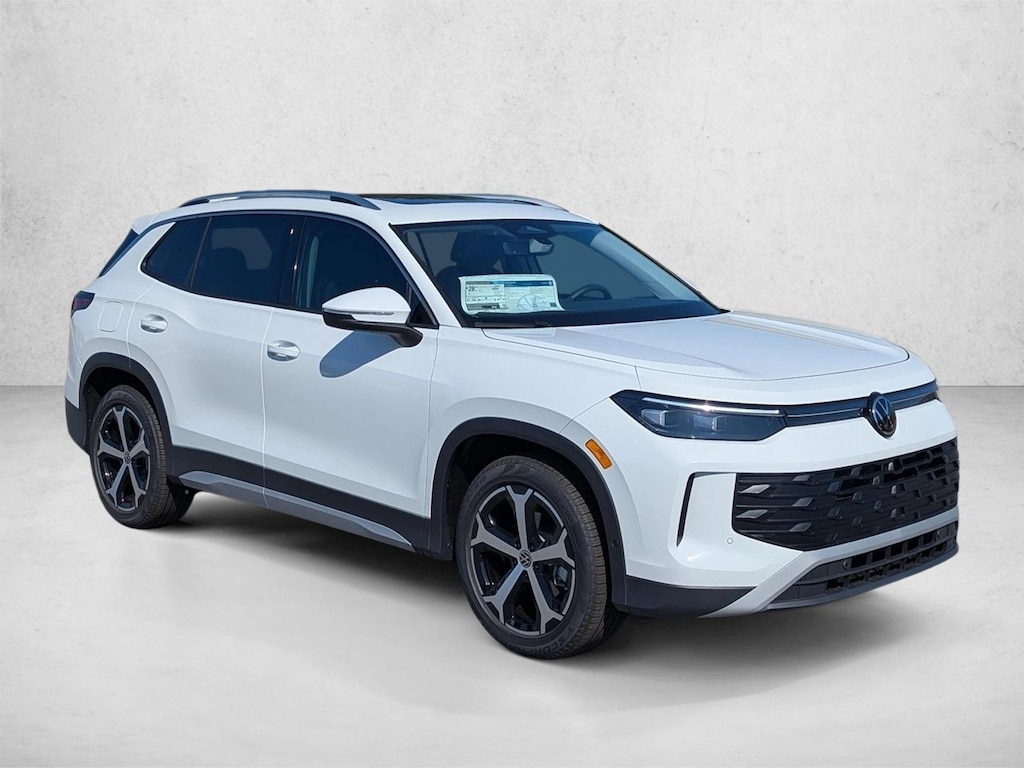 New 2026 Volkswagen Tiguan SE SUV
