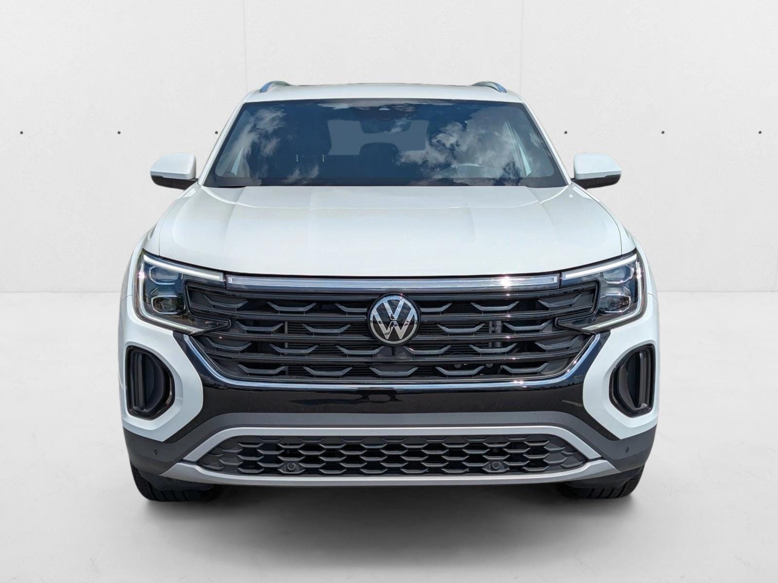 Image of Certified Pre Owned 2024 Volkswagen Atlas Cross Sport 2.0T SE w/Technology