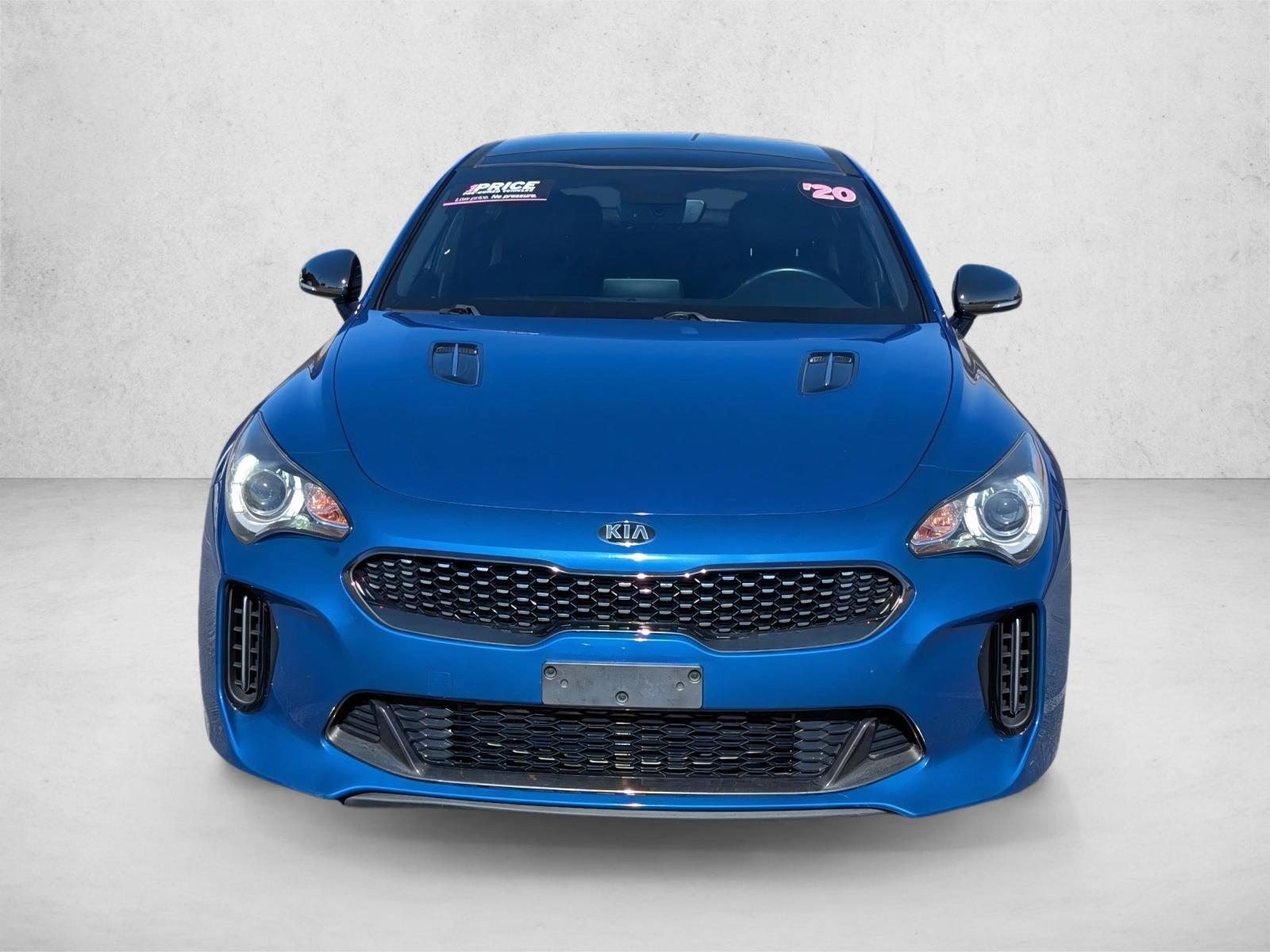 2020 Kia Stinger GT-Line photo 2