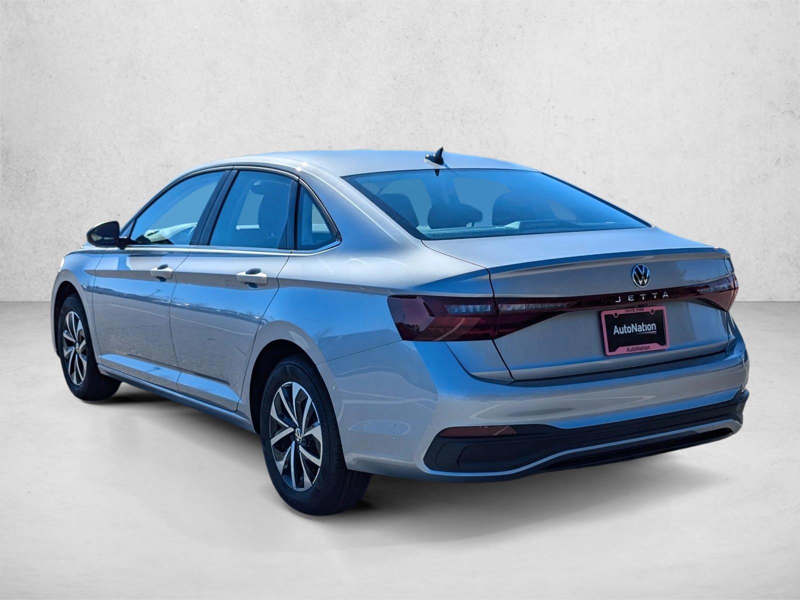 2025 Volkswagen Jetta 1.5T S photo 2