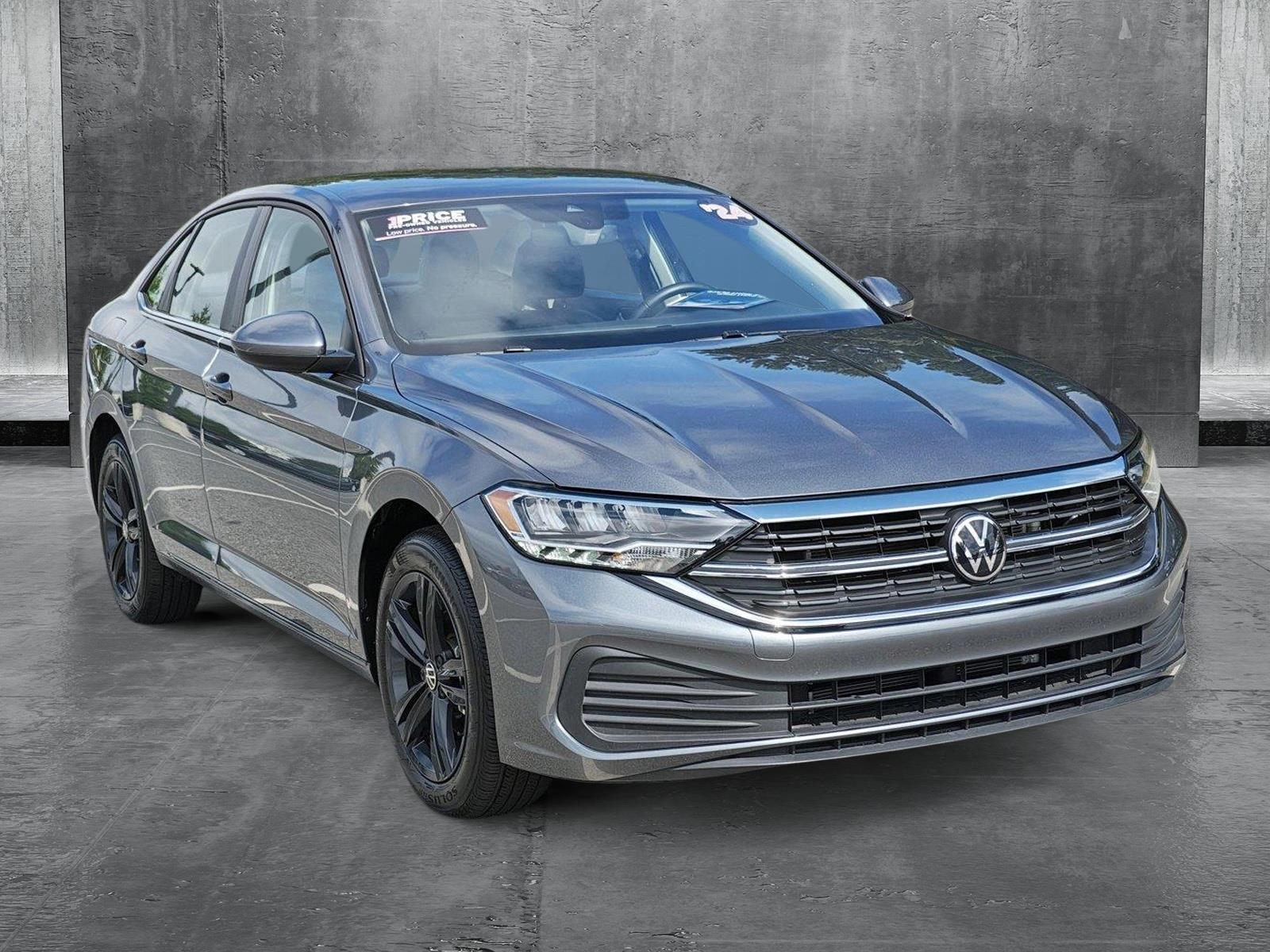 2024 Volkswagen Jetta 1.5T SE photo 3