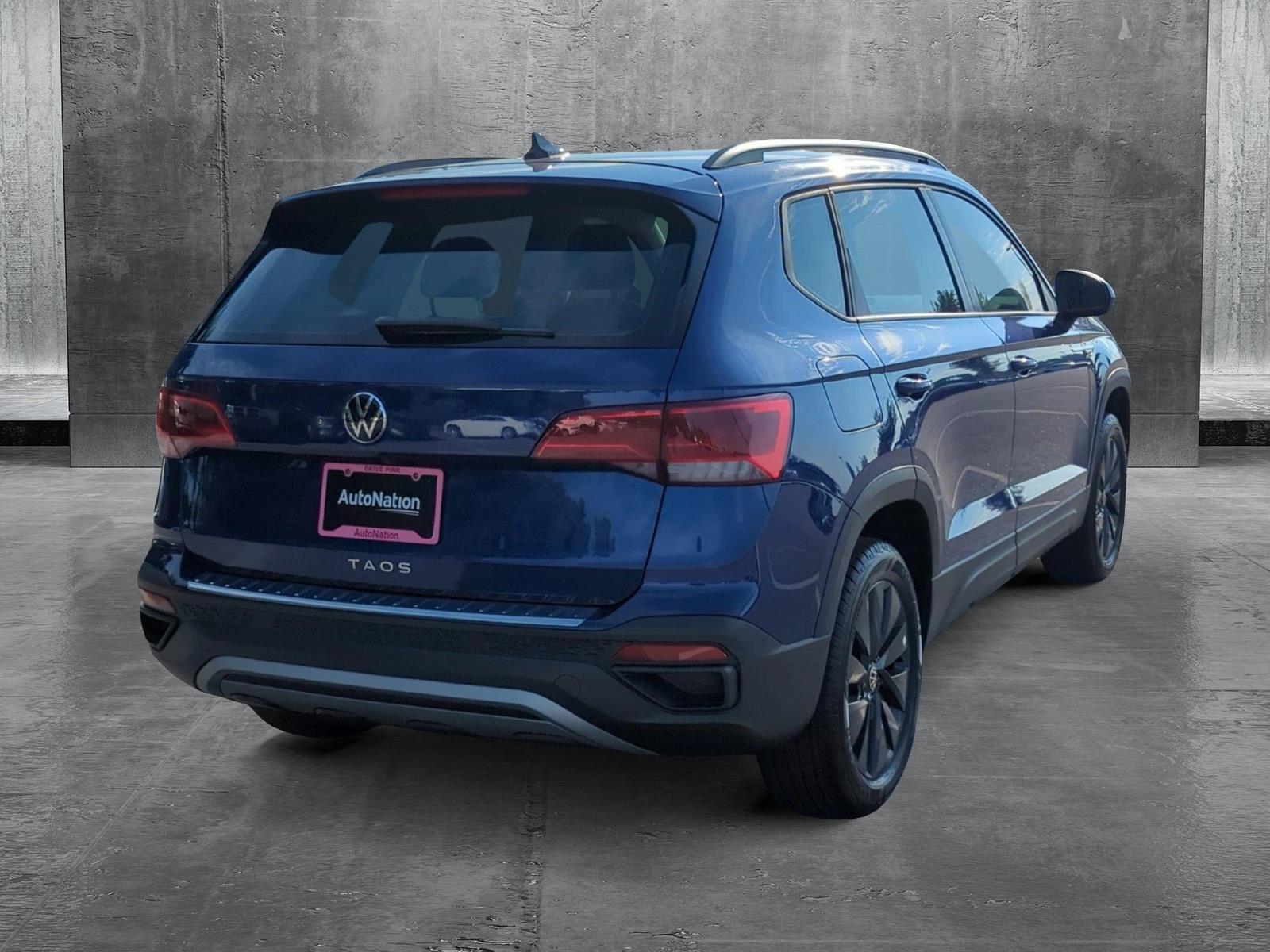 2024 Volkswagen Taos S photo 2