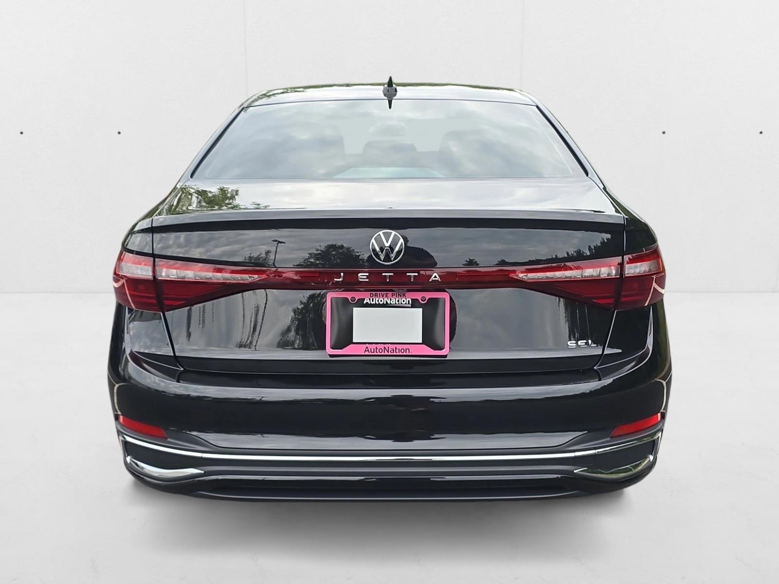 2025 Volkswagen Jetta 1.5T SEL photo 4
