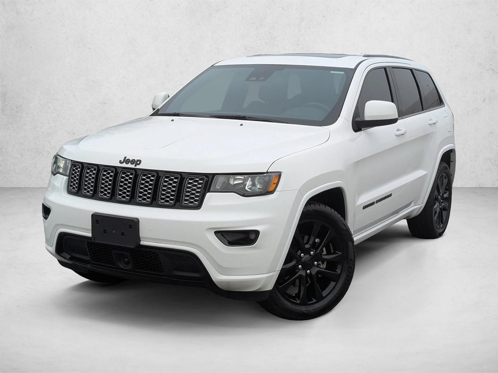 2020 Jeep Grand Cherokee Altitude's photo