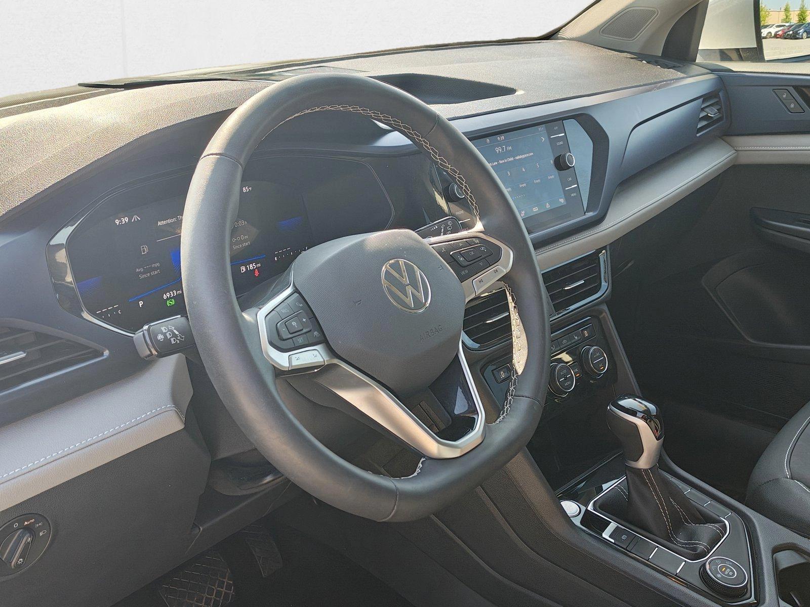 Image of Certified Pre Owned 2024 Volkswagen Taos 1.5T SE