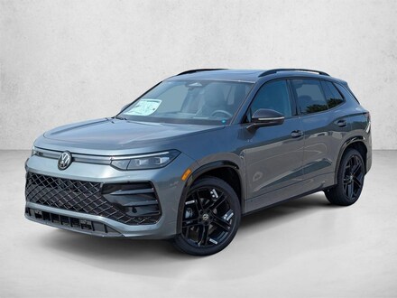 2026 Volkswagen Tiguan SE R-Line Black SUV