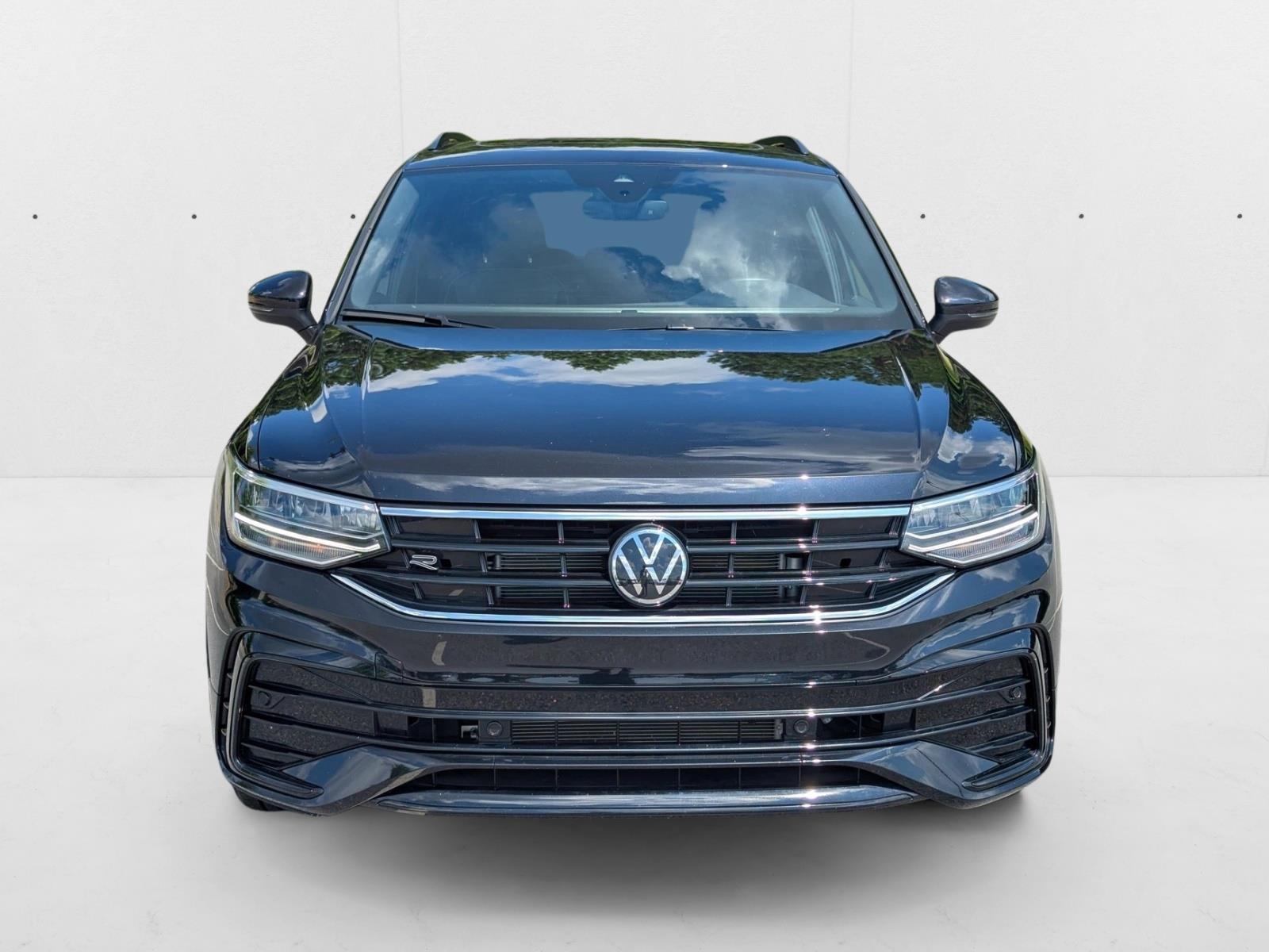 2024 Volkswagen Tiguan SE R-Line Black photo 2