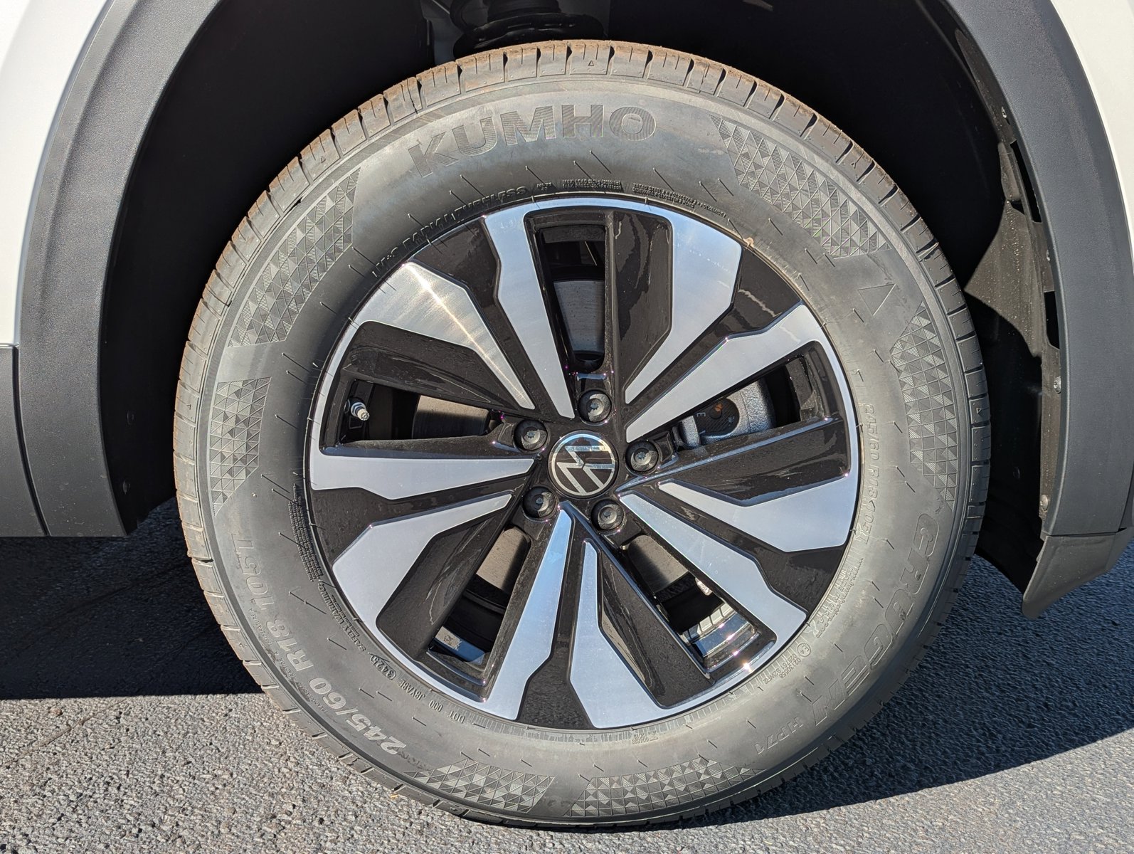 2026 Volkswagen Atlas SE - Photo 9