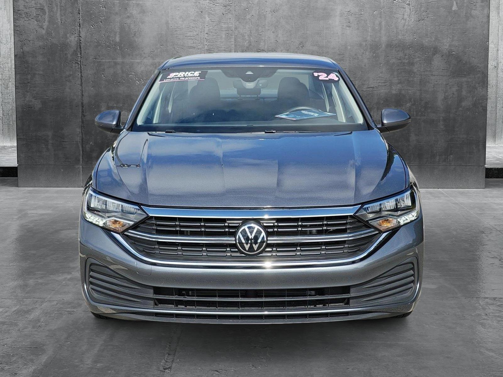 2024 Volkswagen Jetta 1.5T SE photo 2