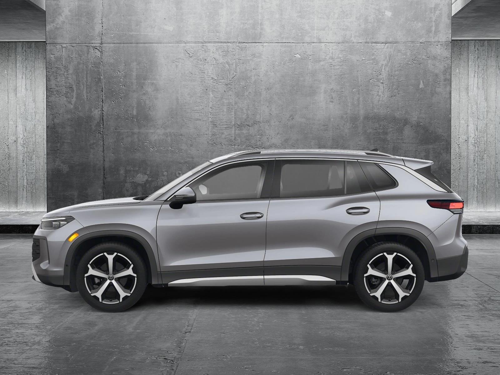 2025 Volkswagen Tiguan SE photo 2