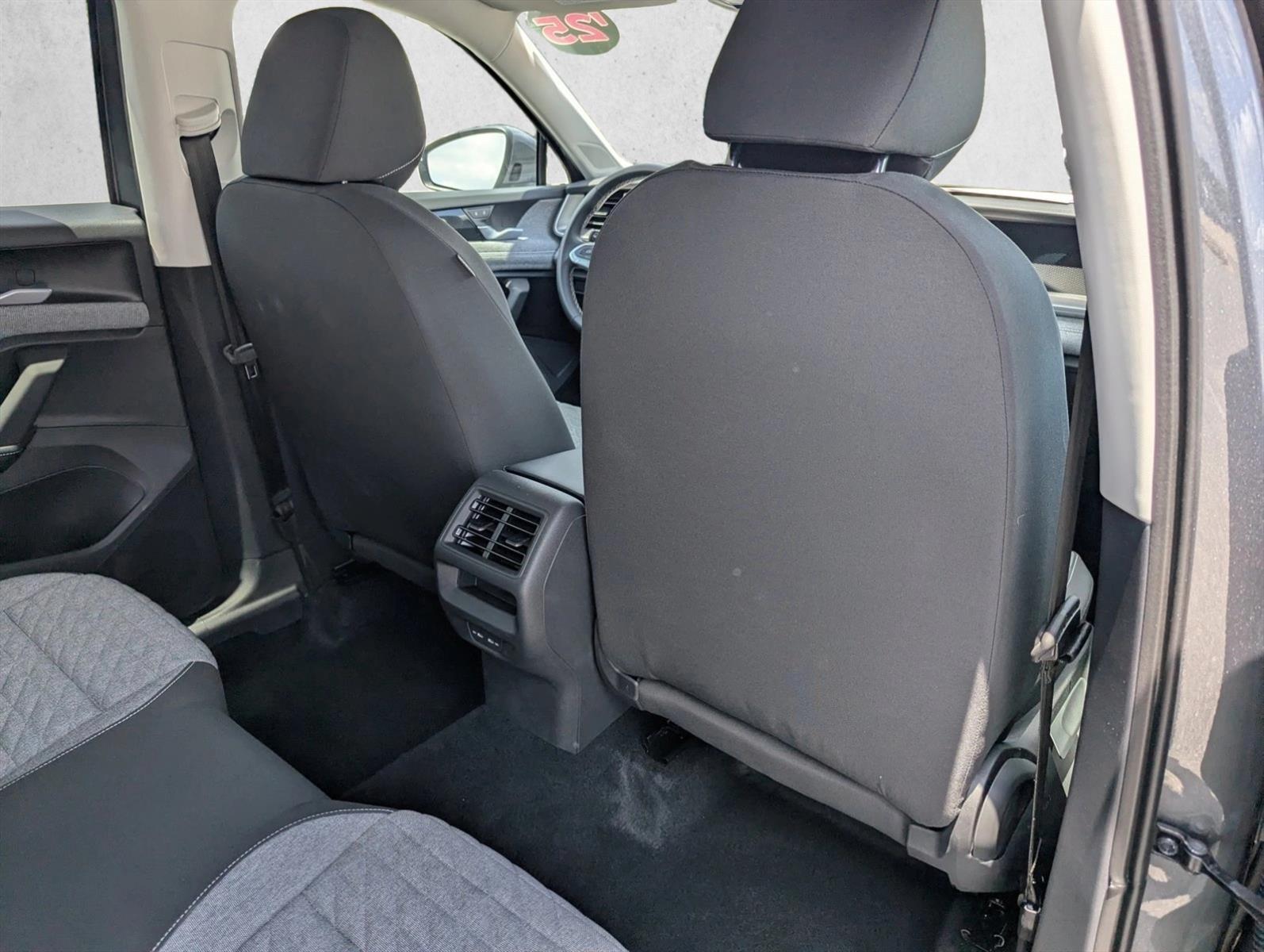 2025 Volkswagen Tiguan S - Photo 28