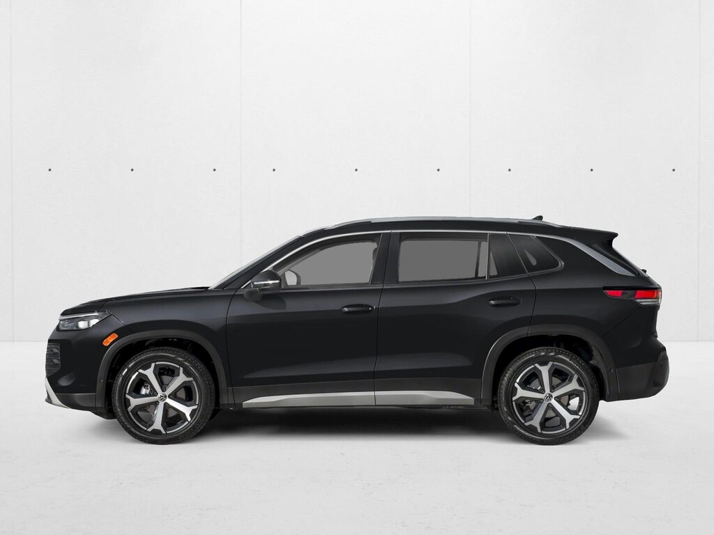 New 2026 Volkswagen Tiguan SE SUV