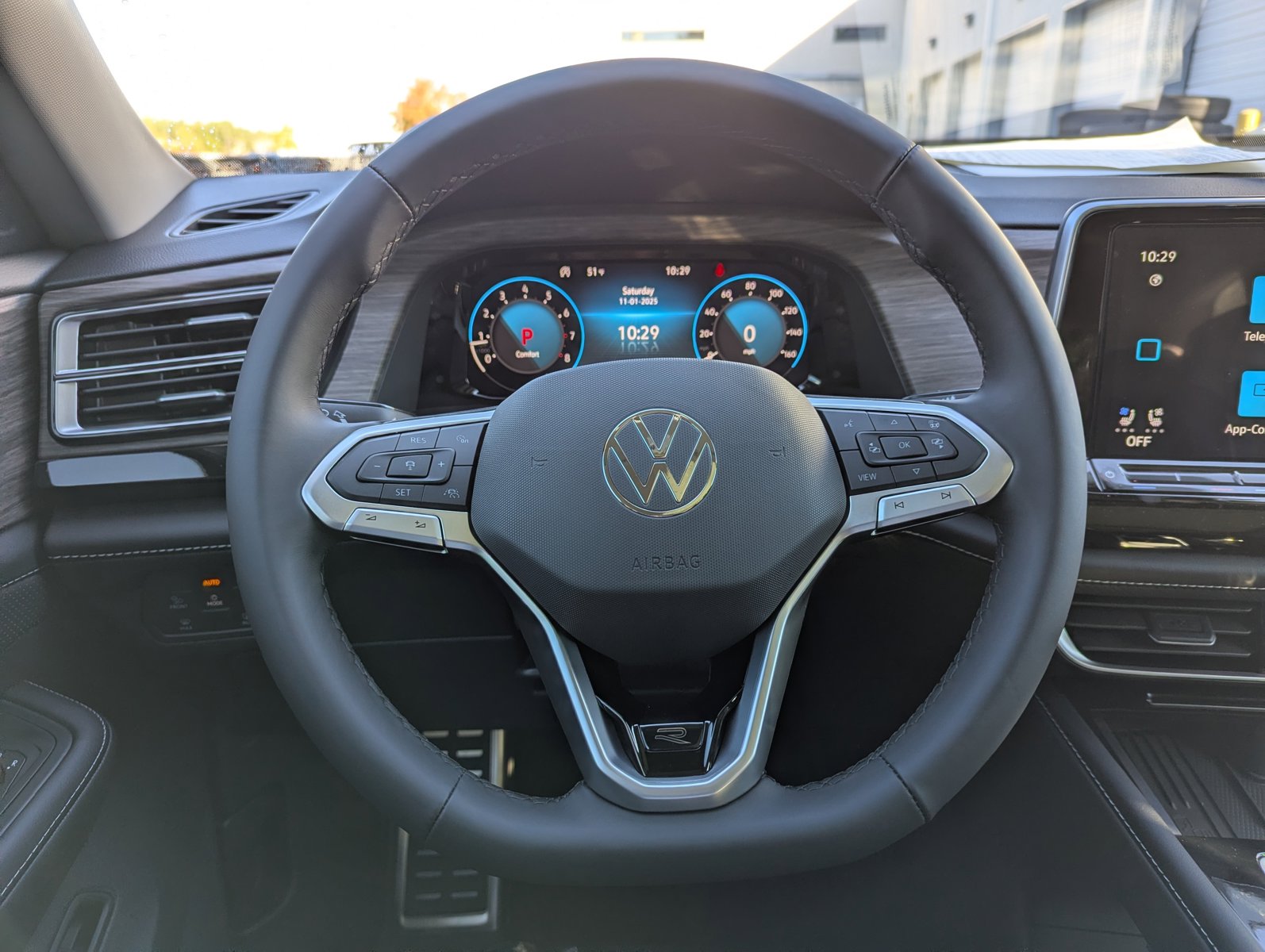 2026 Volkswagen Atlas SEL Premium R-Line - Photo 15