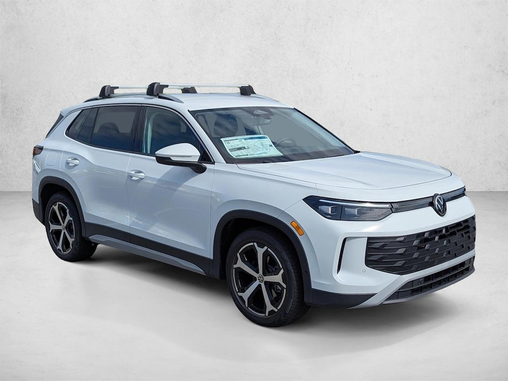 New 2026 Volkswagen Tiguan SE SUV
