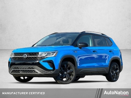 2025 Volkswagen Taos 1.5T SE Black SUV