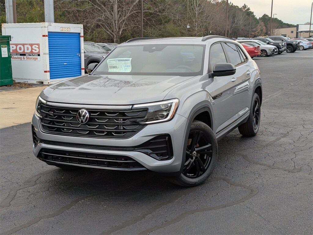 New 2026 Volkswagen Atlas Cross Sport 2.0T SEL R-Line Black SUV