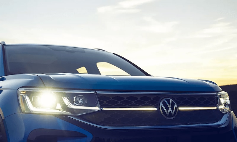 VW Taos illuminated grille