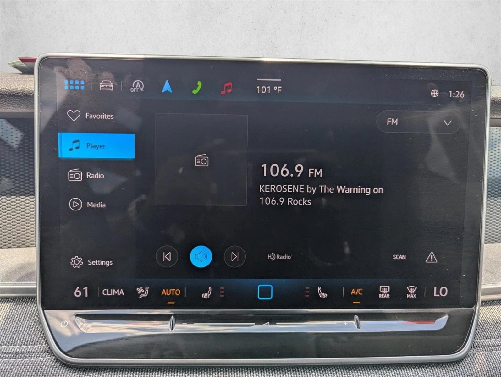 2025 Volkswagen Tiguan S - Photo 17