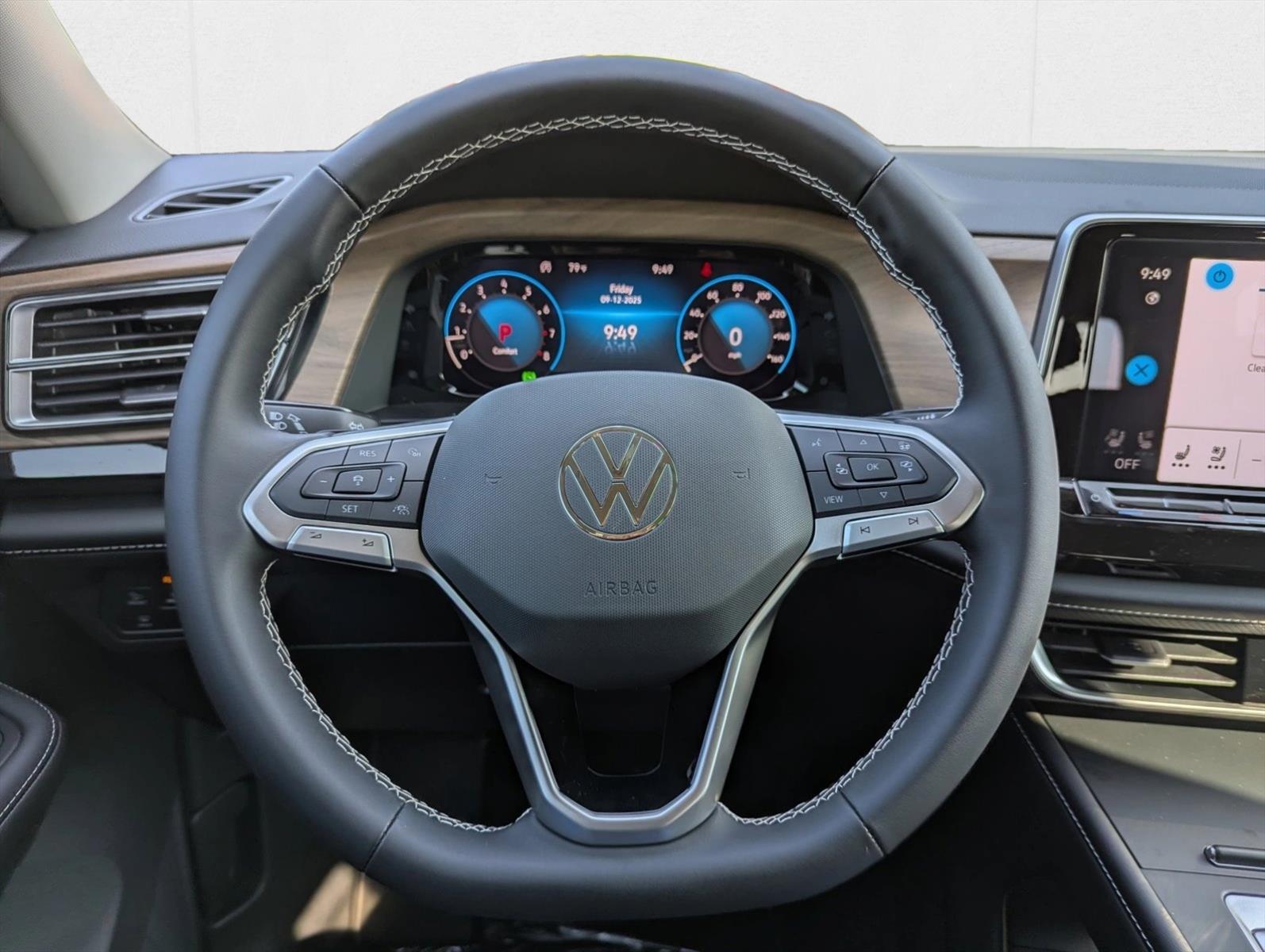 2026 Volkswagen Atlas SE - Photo 14
