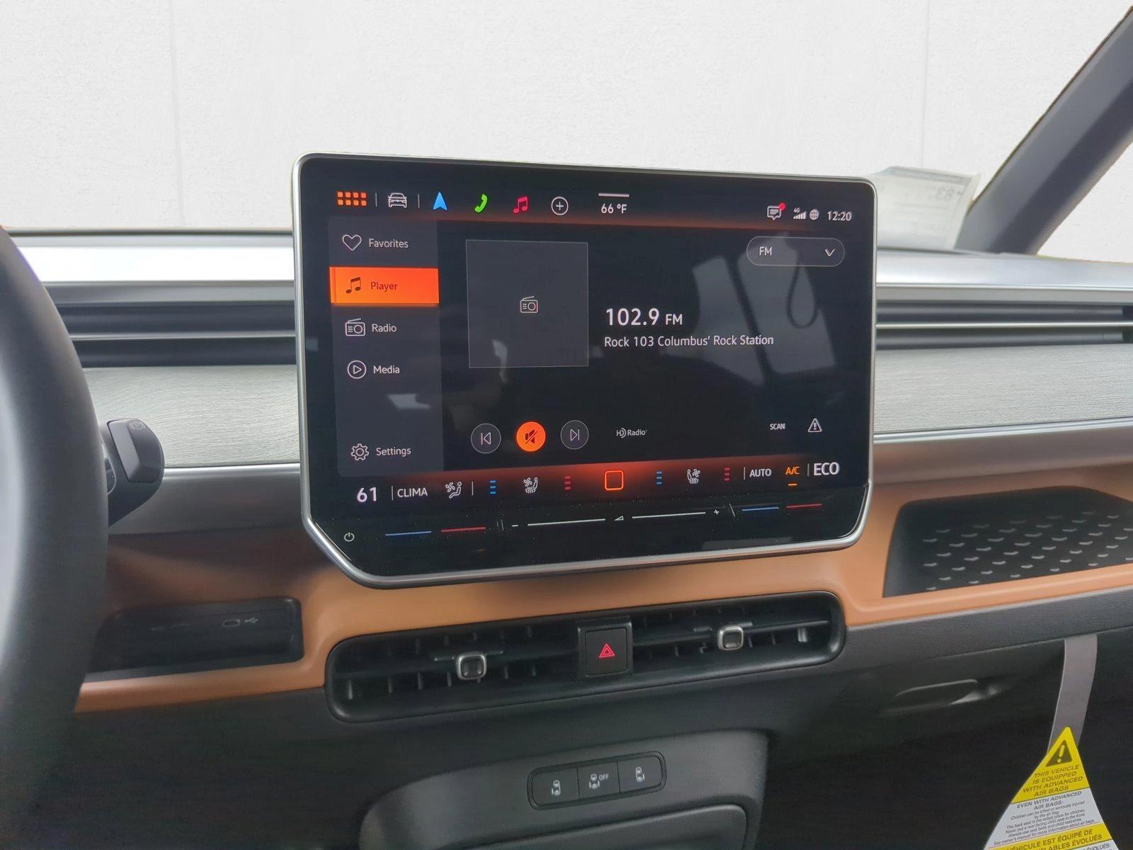 2025 Volkswagen ID. Buzz Pro S - Photo 13