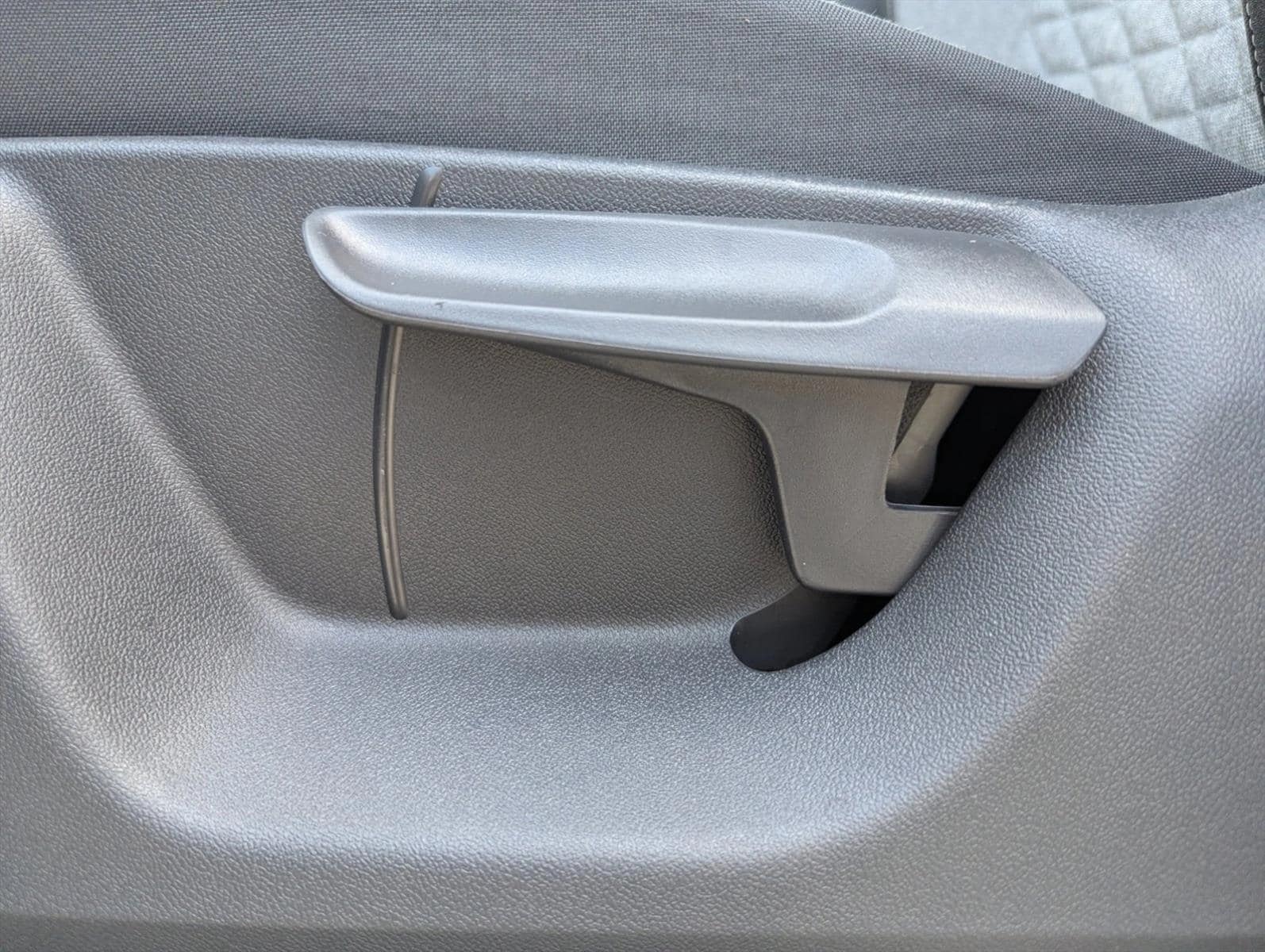 2025 Volkswagen Tiguan S - Photo 11
