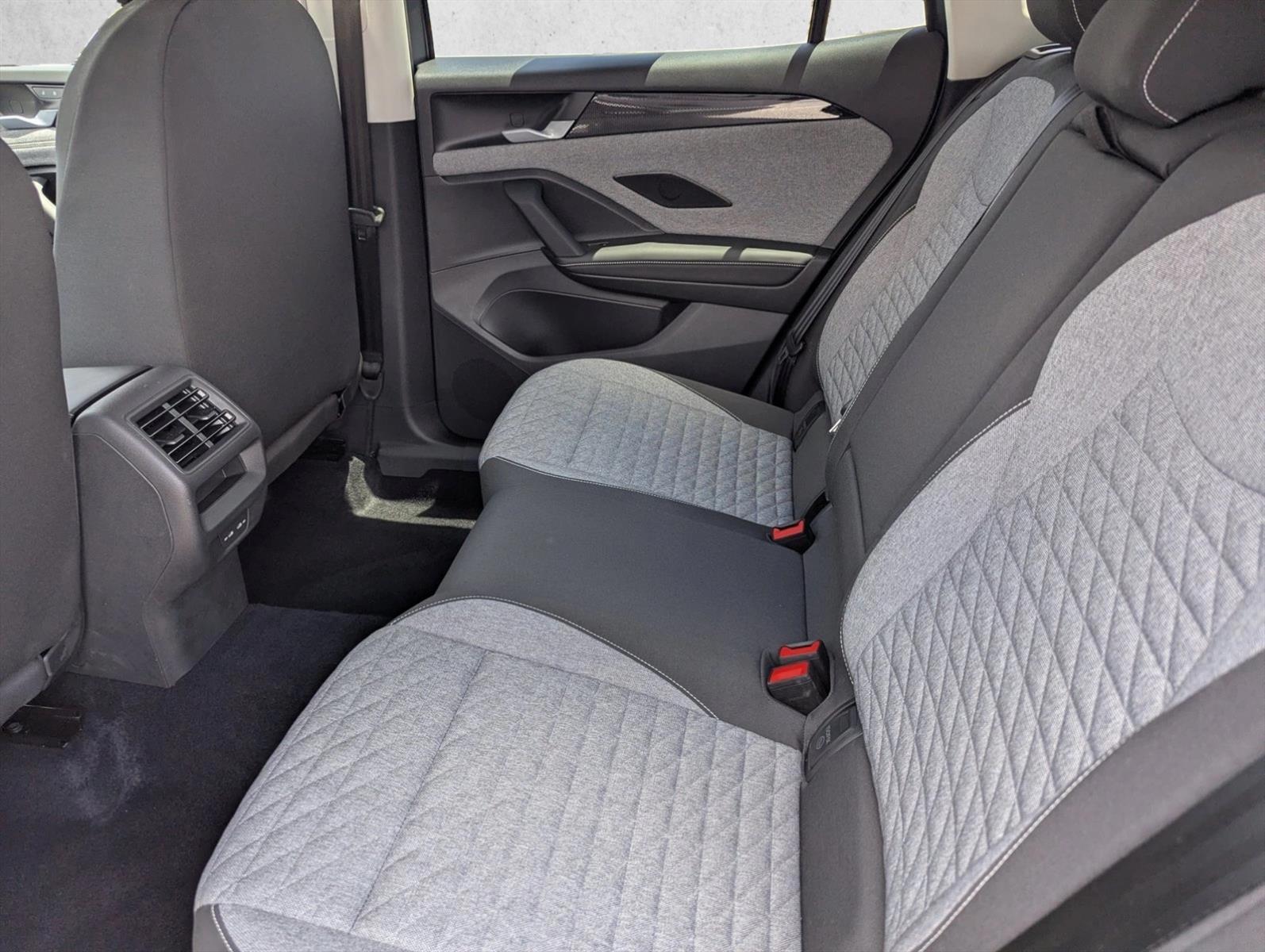2025 Volkswagen Tiguan S - Photo 24
