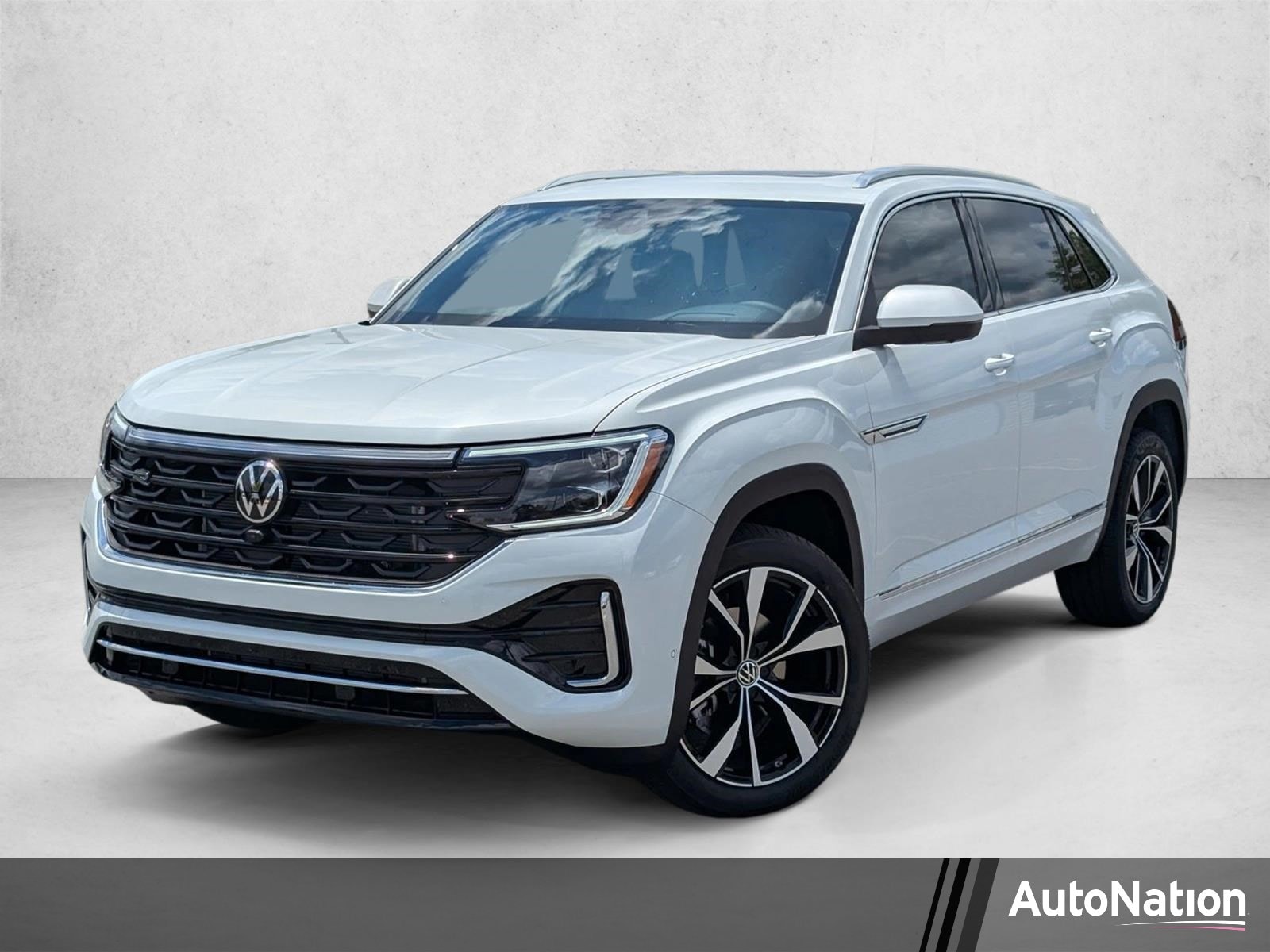 2026 Volkswagen Atlas Cross Sport 2.0T SEL Premium R-Line 4MOTION's photo