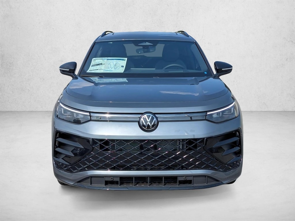 New 2026 Volkswagen Tiguan SE R-Line Black SUV