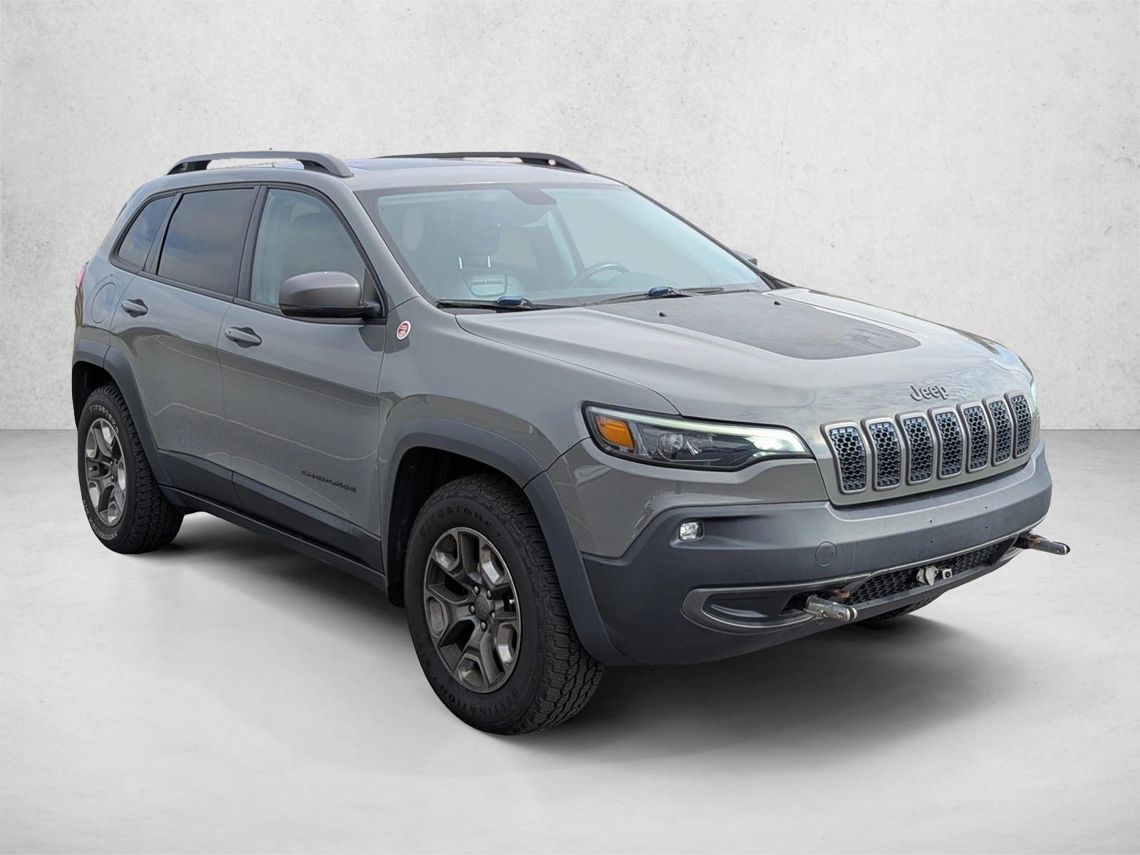 2019 Jeep Cherokee Trailhawk photo 2