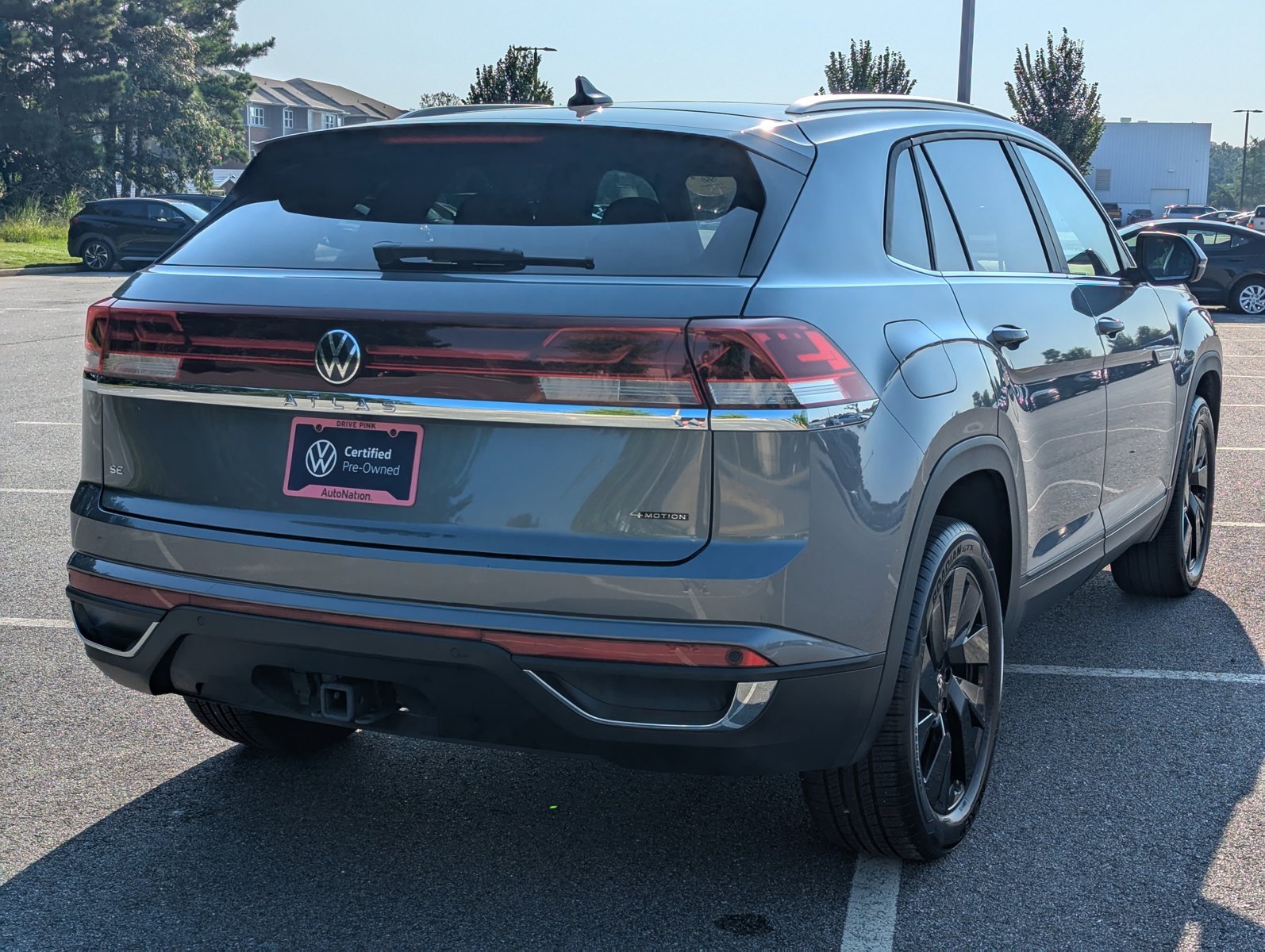 2025 Volkswagen Atlas Cross Sport SE Technology photo 4