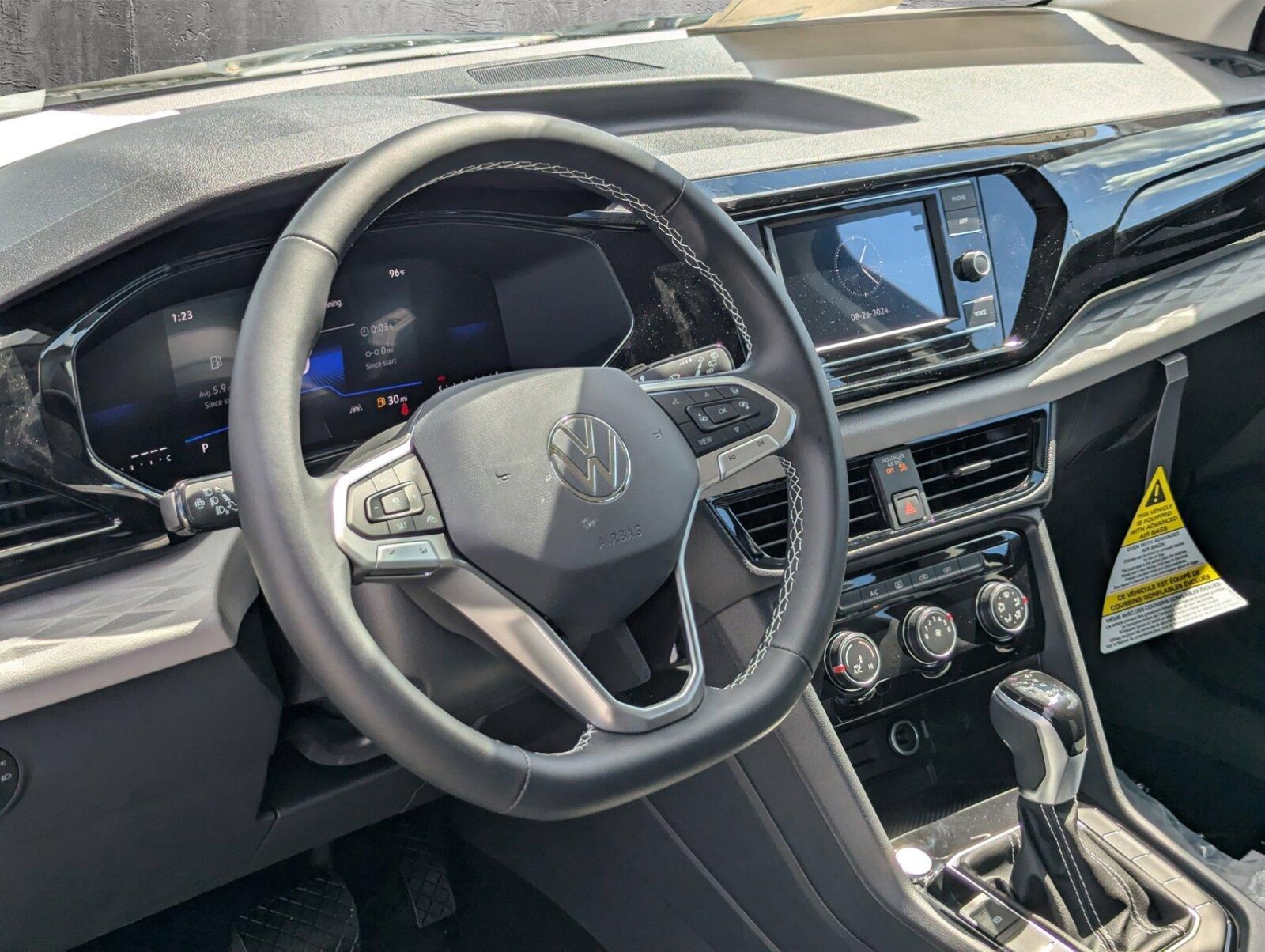 2024 Volkswagen Taos S photo 3