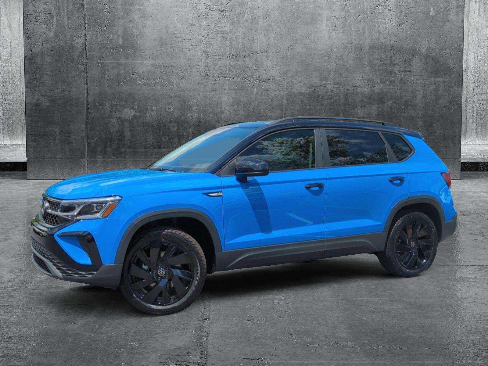 2025 Volkswagen Taos SE photo 2