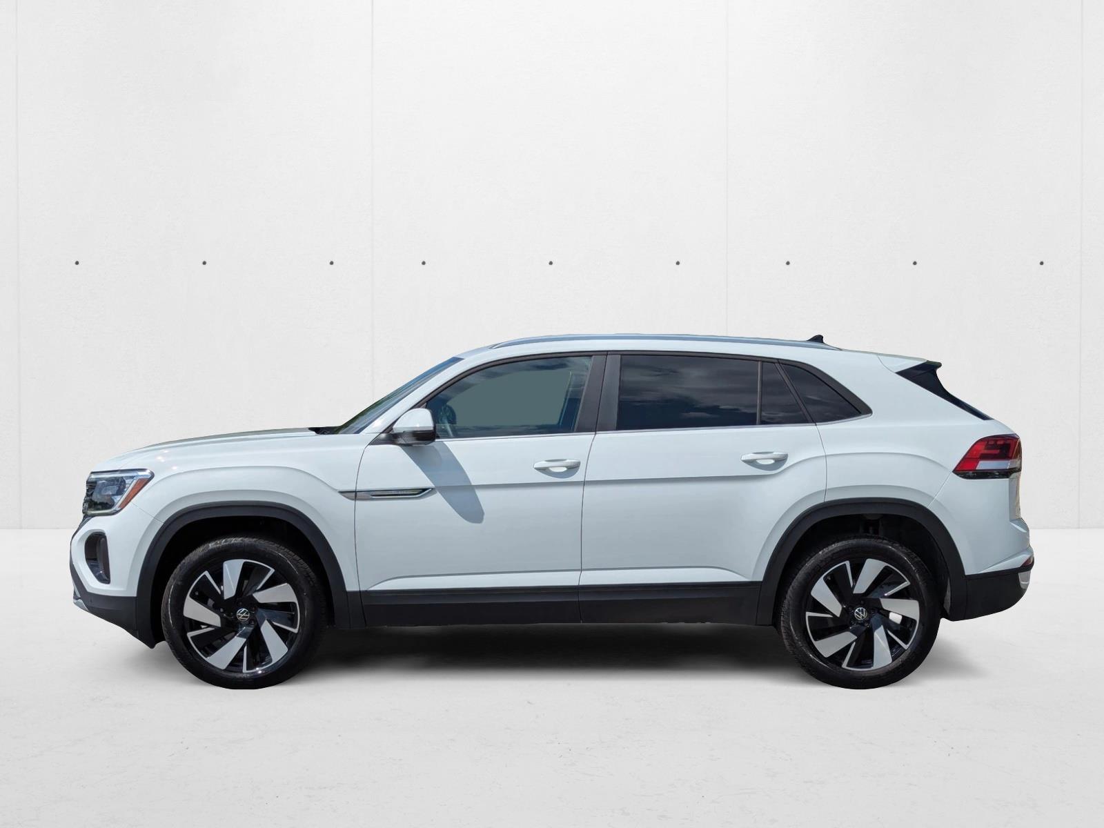 Image of Certified Pre Owned 2024 Volkswagen Atlas Cross Sport 2.0T SE w/Technology