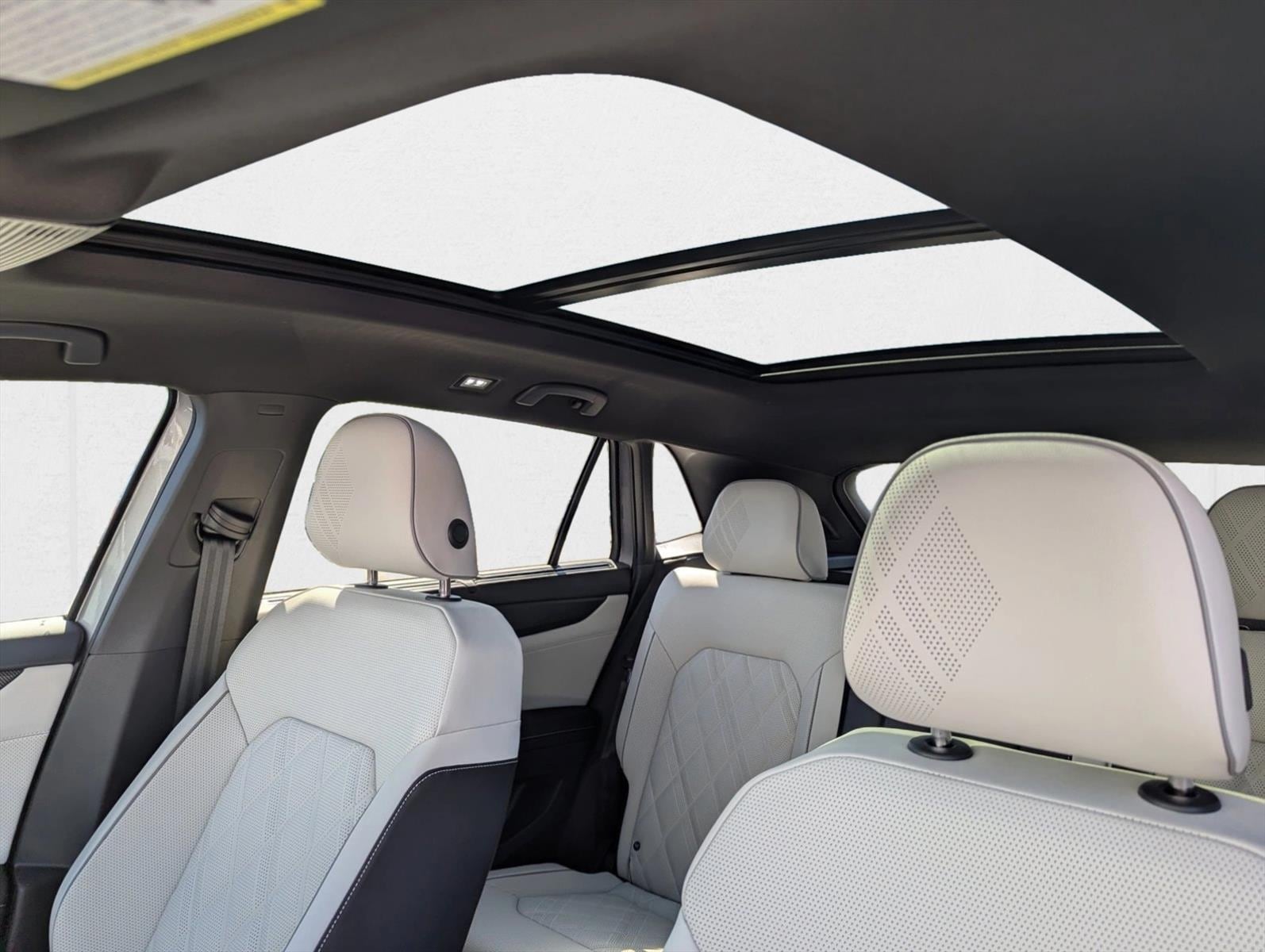 2026 Volkswagen Atlas Cross Sport SEL Premium R-LINE - Photo 24