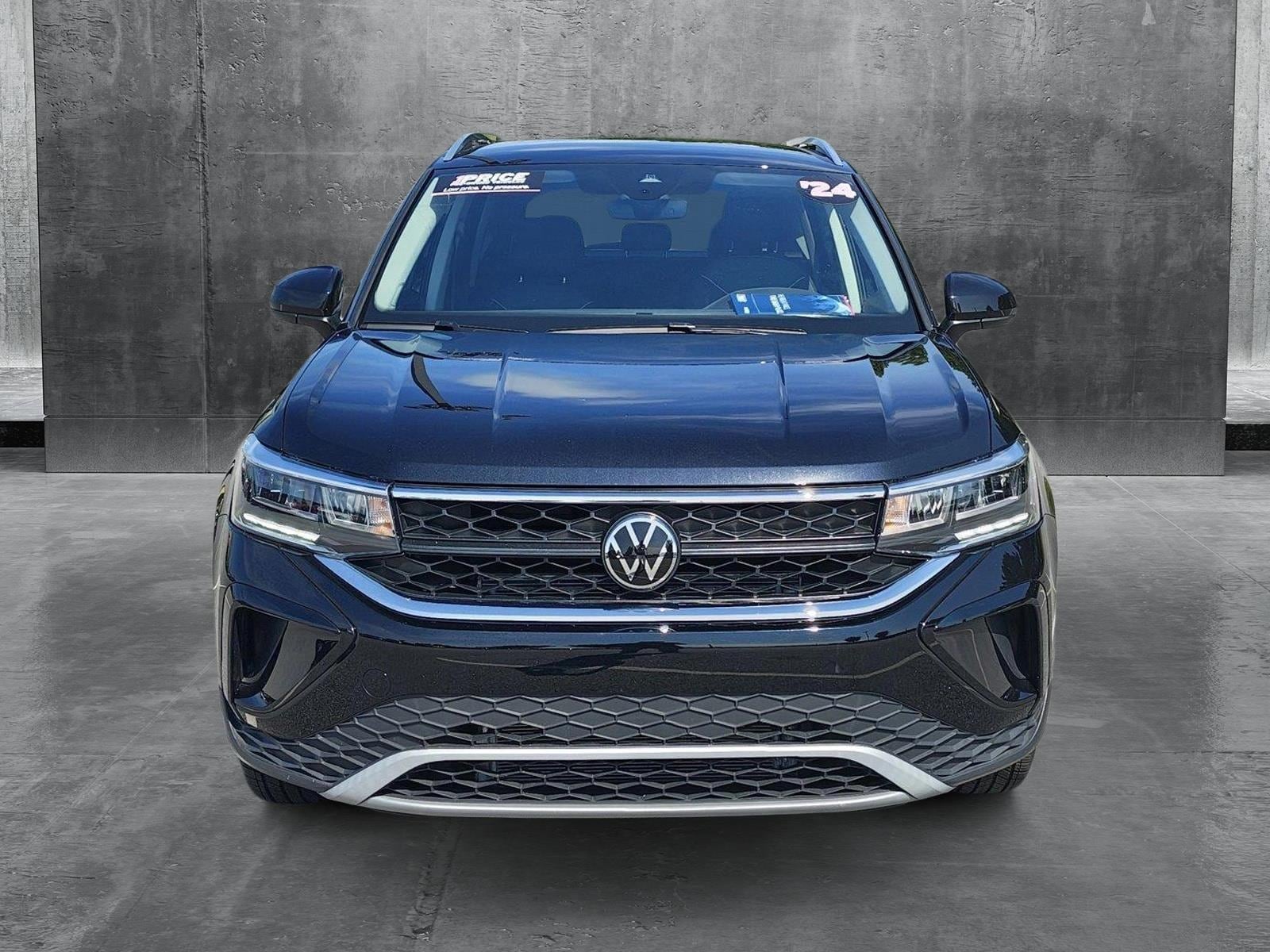 Used 2024 Volkswagen Taos SE with VIN 3VVSX7B2XRM042988 for sale in Columbus, GA