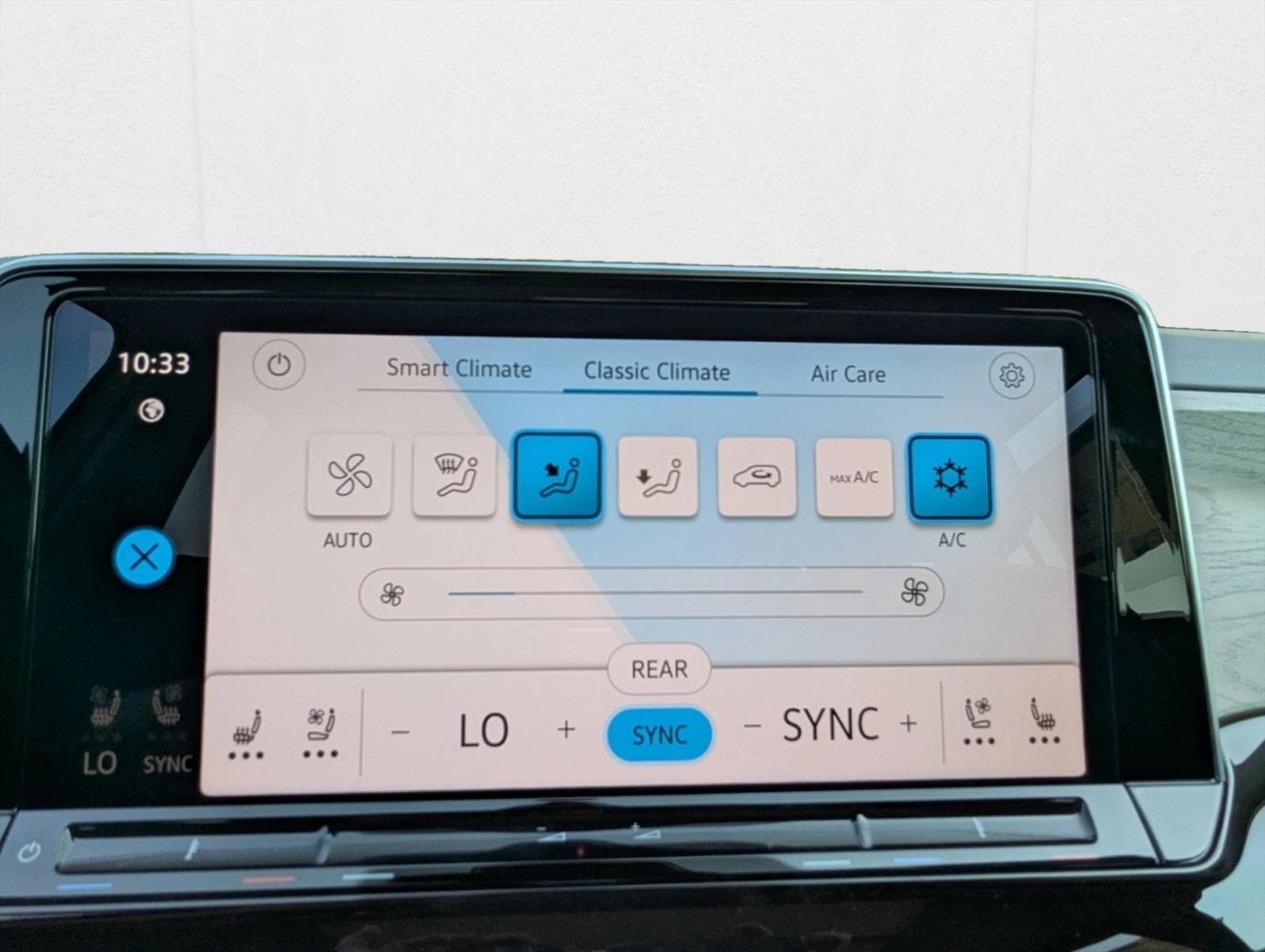 2026 Volkswagen Atlas SE w/Tech - Photo 14