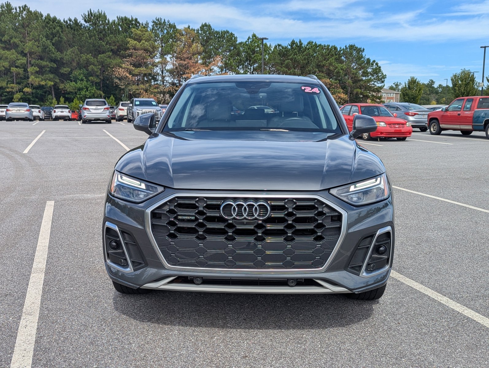 2024 Audi Q5 45 S line Premium photo 2