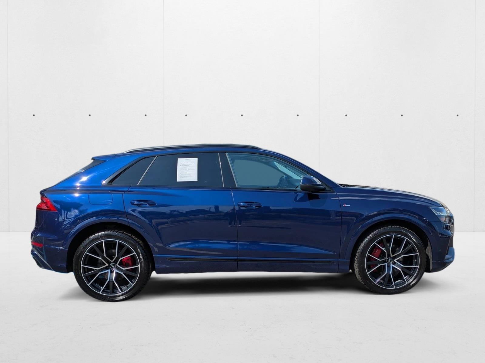 2021 Audi Q8 55 Premium photo 4