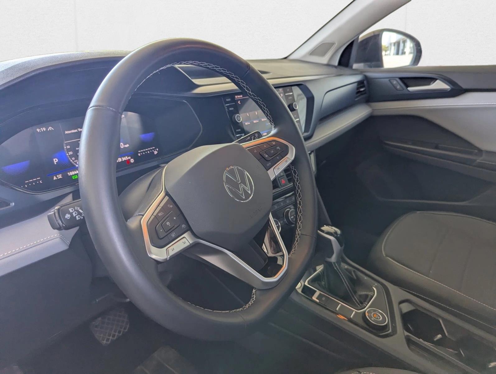 Image of Used 2024 Volkswagen Taos 1.5T SE